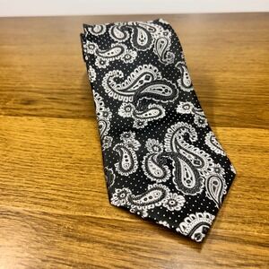 Vincent Di Mani Silk Necktie Paisley Pattern Handmade Classic